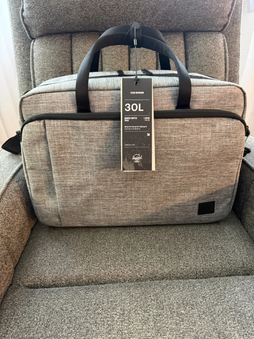 Hershel clam shell laptop personal item bag